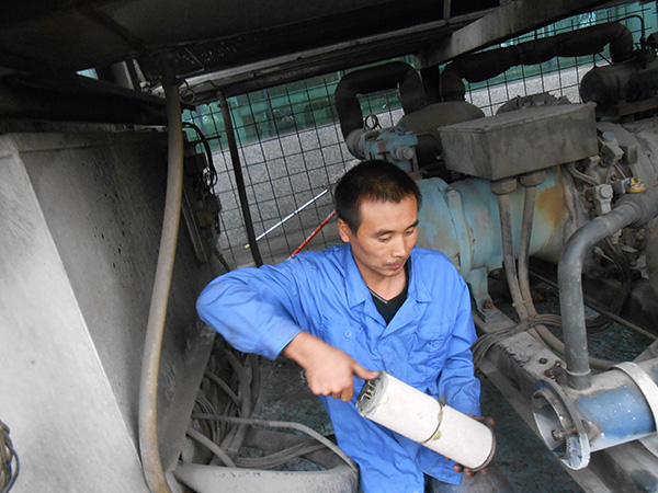 成都中央空調維修廠家 成都中央空調維修廠家